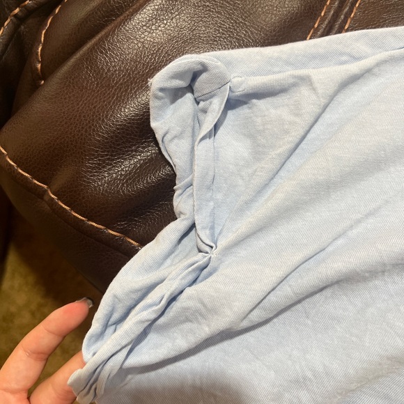 Garage Crop Top - Picture 4 of 4